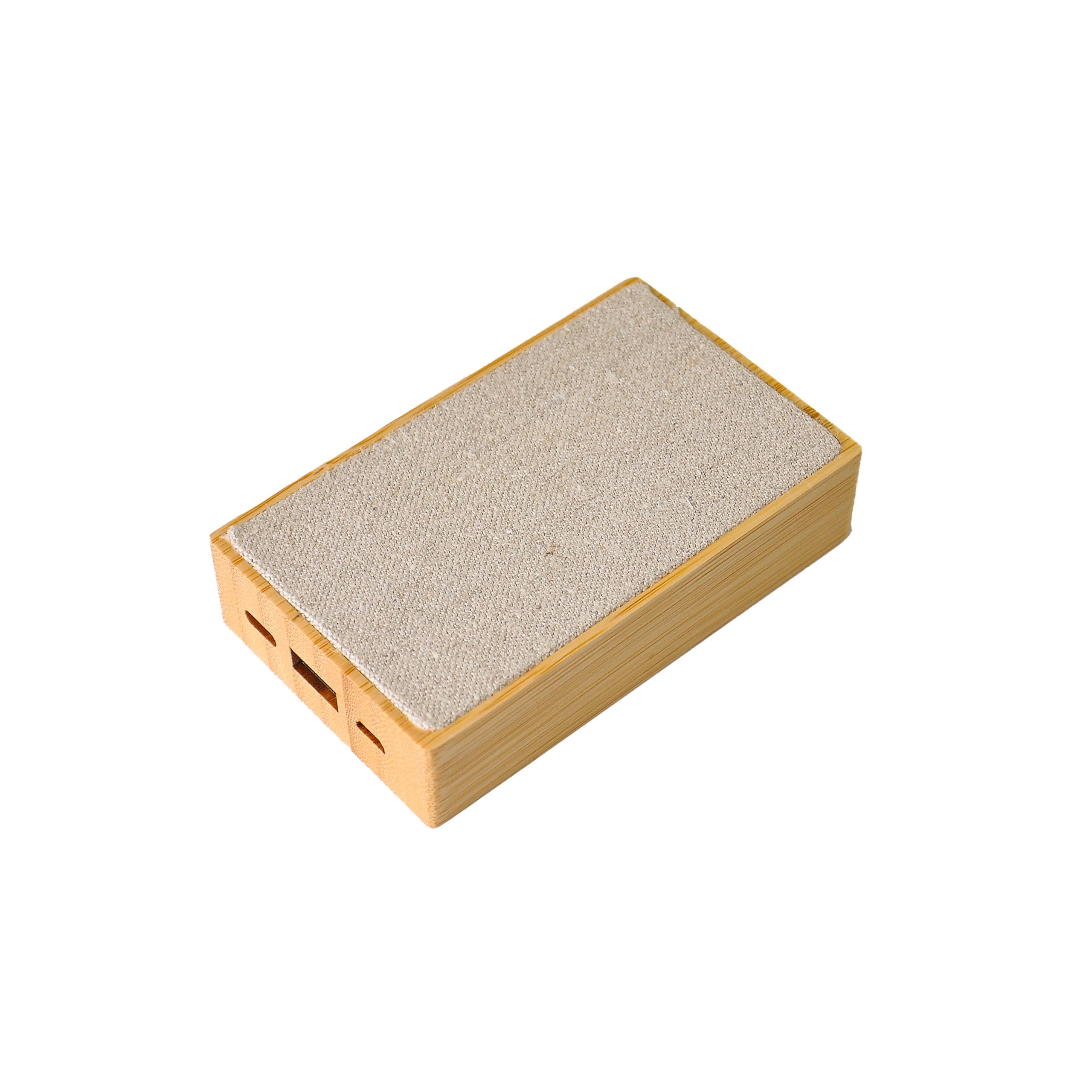 17020 nordic charger powerbank 10.000mah 4